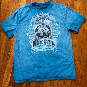 Disney Parks Mens Haunted Mansion Graphic T-Shirt Stone Wash Size Medium